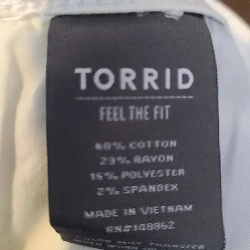 20W Torrid Crop Jegging Tie Dye Super Soft Jeans High Waist Stretch Fitted pocke
